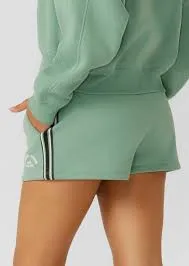 Lorna Jane Lotus Limited Edition Weekender Short - Green Juice