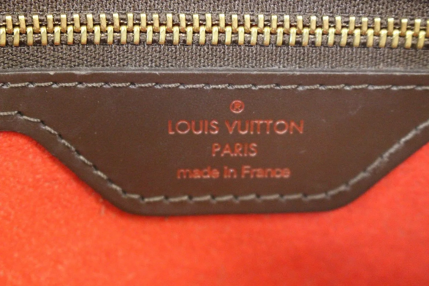 LOUIS VUITTON Damier Ebene Bucket GM Shoulder Bag