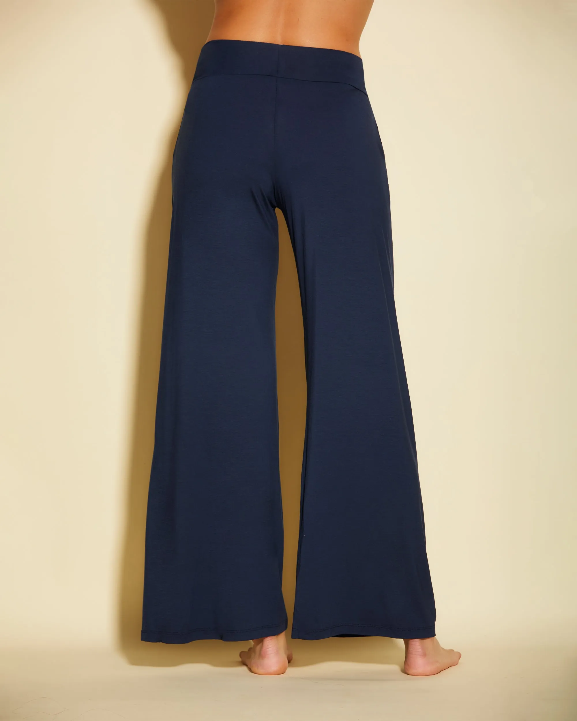 Lounge Hose