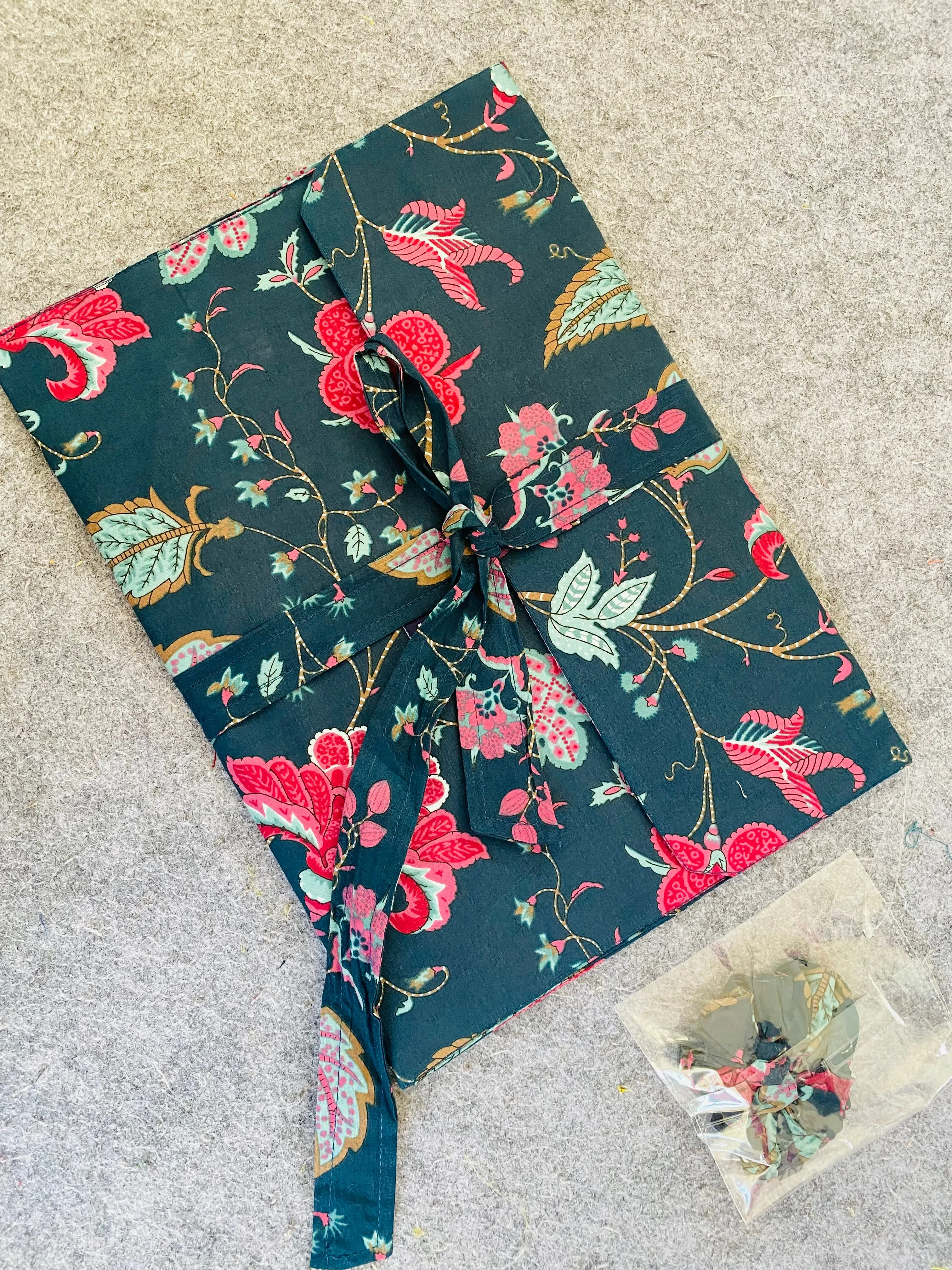Lounge Wear With Purse & Scrunchie