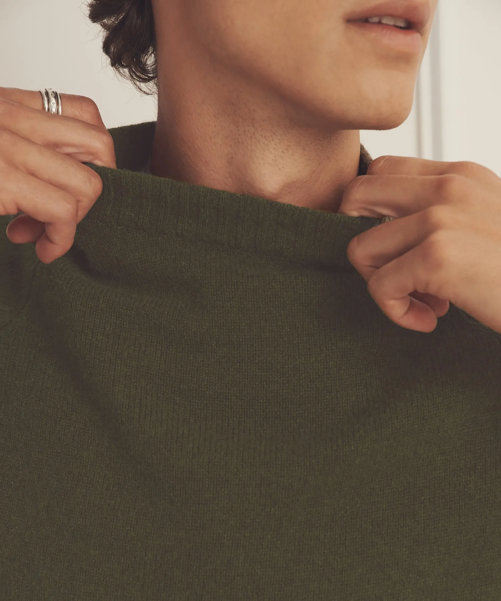 Luxe Cashmere Raglan Crewneck