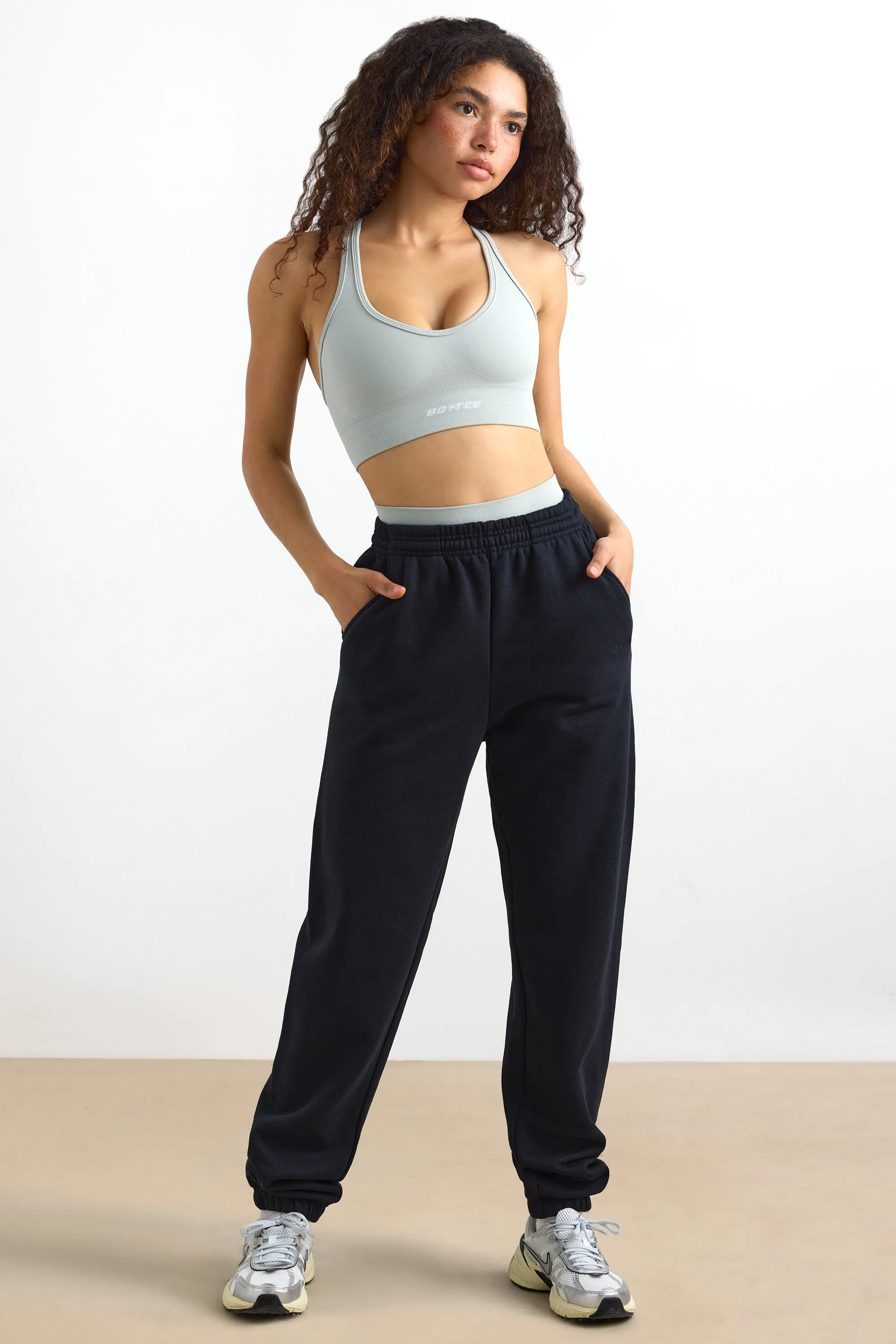 Mid-Rise Joggers in Black