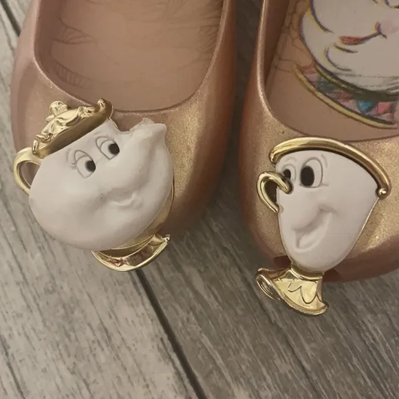 Mini Melissa gold beauty and the beast shoes (8)