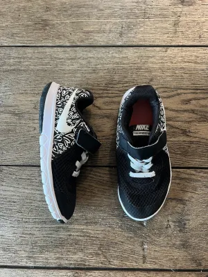 Nike Black Velcro Hearts