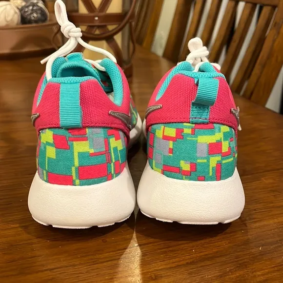 Nike Rosherun Print GS shoes sneakers 677784 601 Youth Girls Grade School Size 5