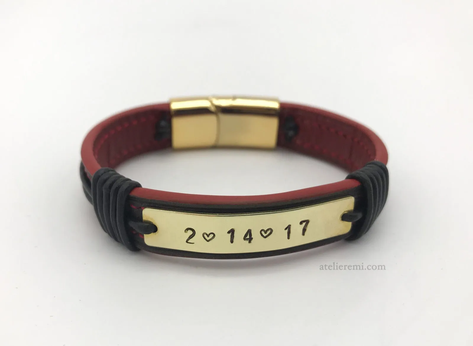 No. B01C | Couples Bracelet Set (Cowhide Lined Interior)