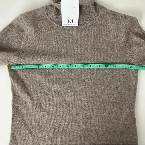 NWT Magaschoni 💯Cashmere Turtleneck Sweater In Pebble Heather Size Small