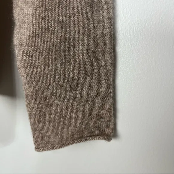 NWT Magaschoni 💯Cashmere Turtleneck Sweater In Pebble Heather Size Small