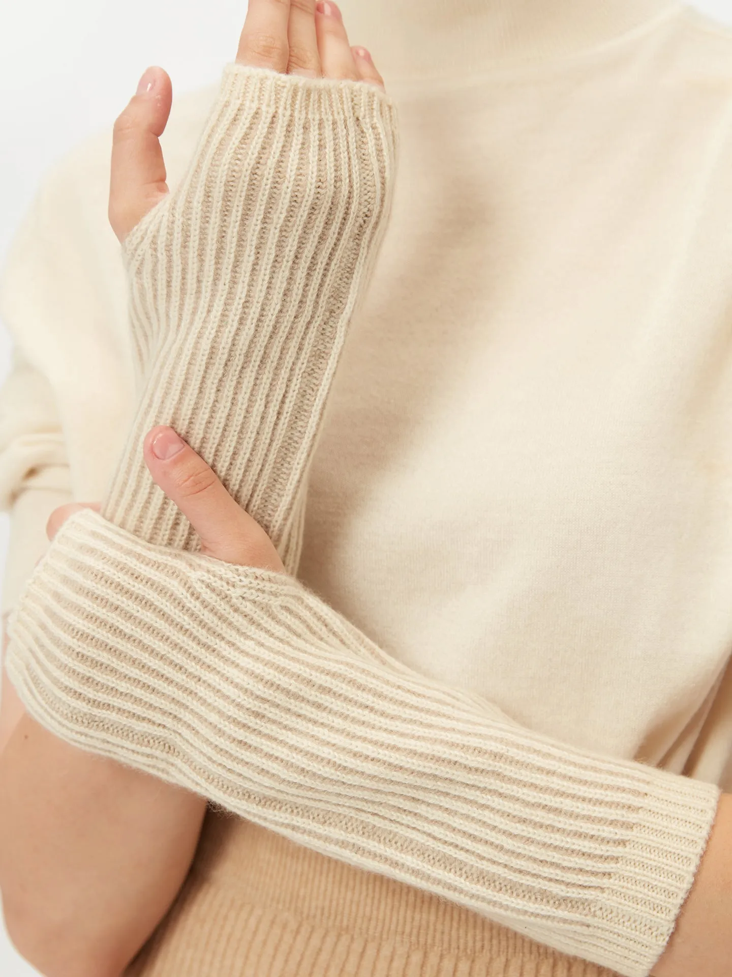 Organic Colour Two-Tone Cashmere Hand Warmers