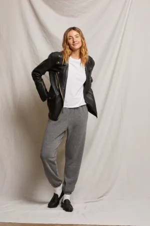 Perfect White Tee Stevie Easy Jogger