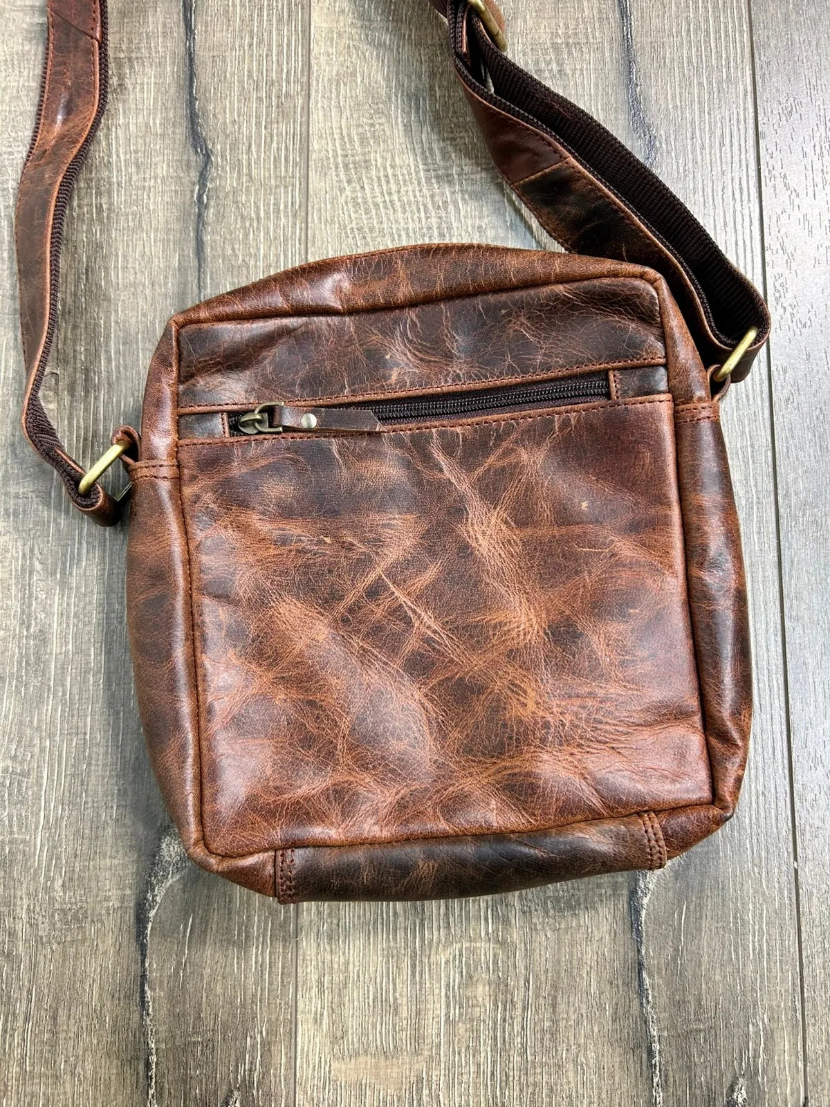 Plain Medium Leather Shoulder Bag