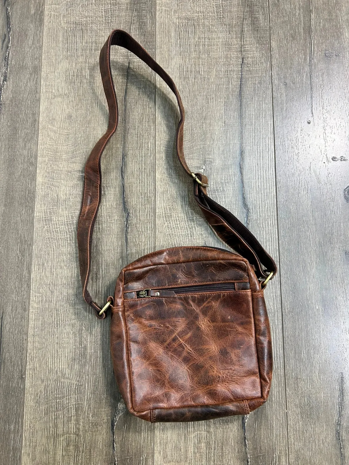 Plain Medium Leather Shoulder Bag