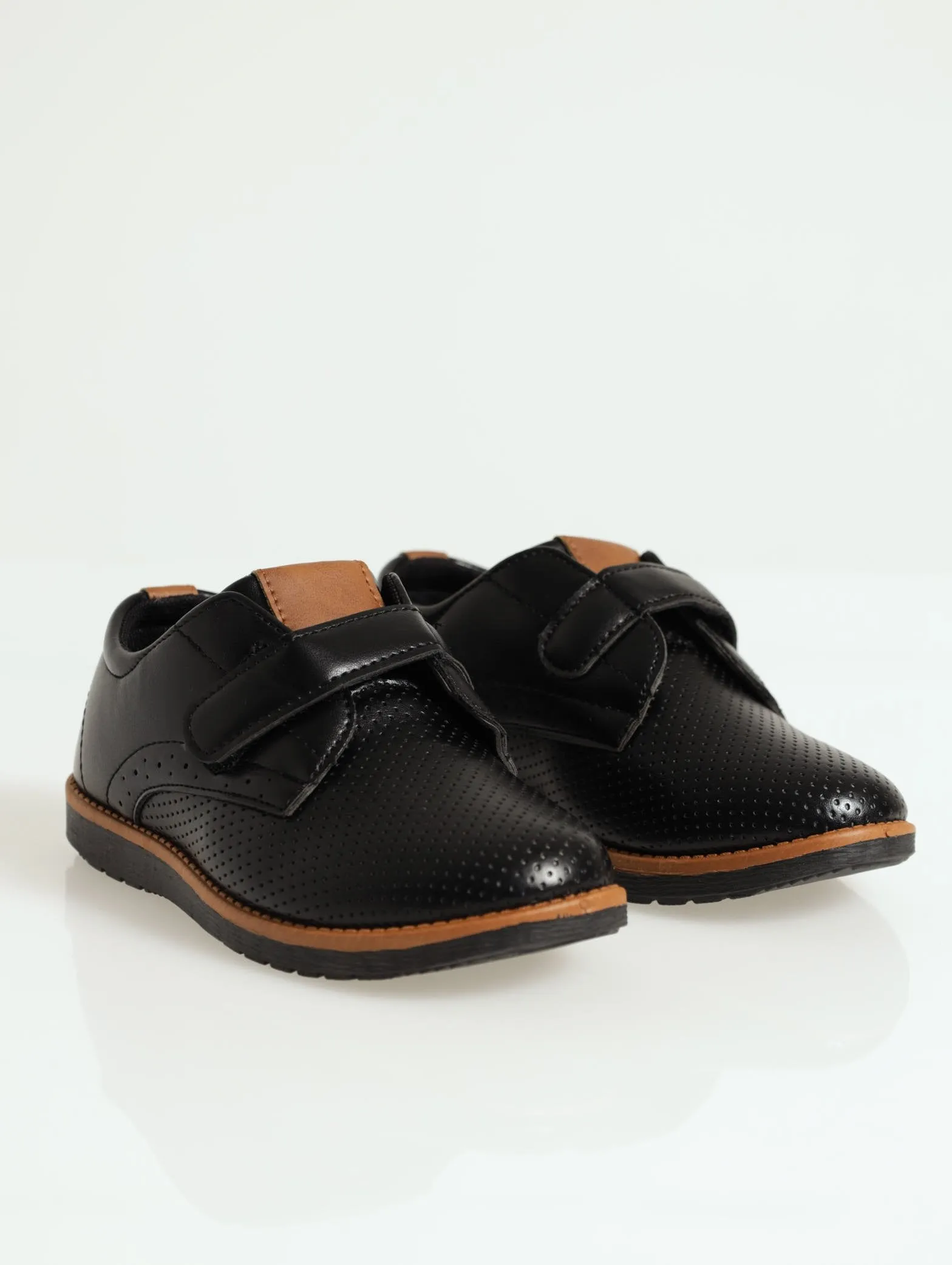 Pre-Boys Velcro Smart Shoe - Black