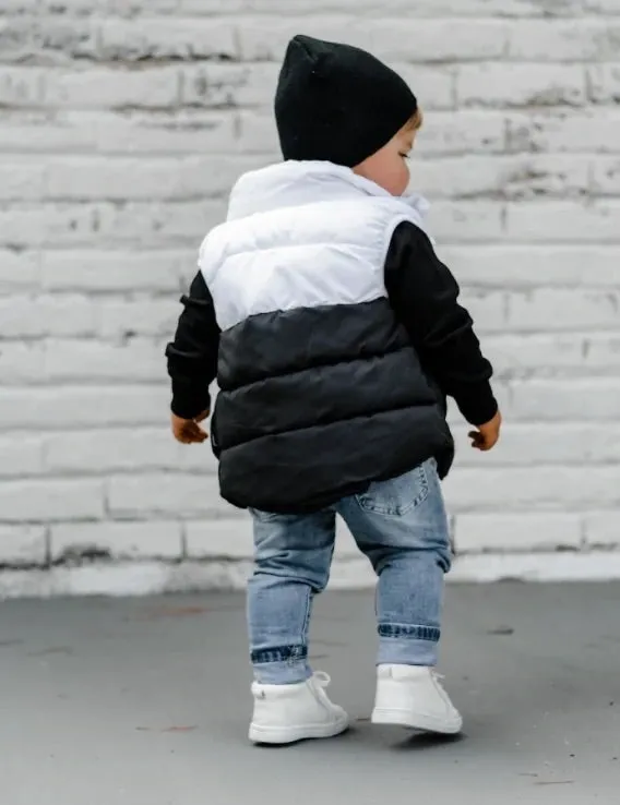 PUFFER VEST - BLACK & WHITE