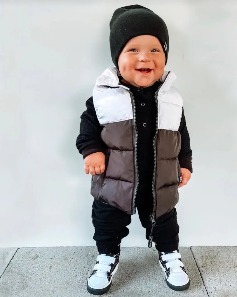 PUFFER VEST - BLACK & WHITE