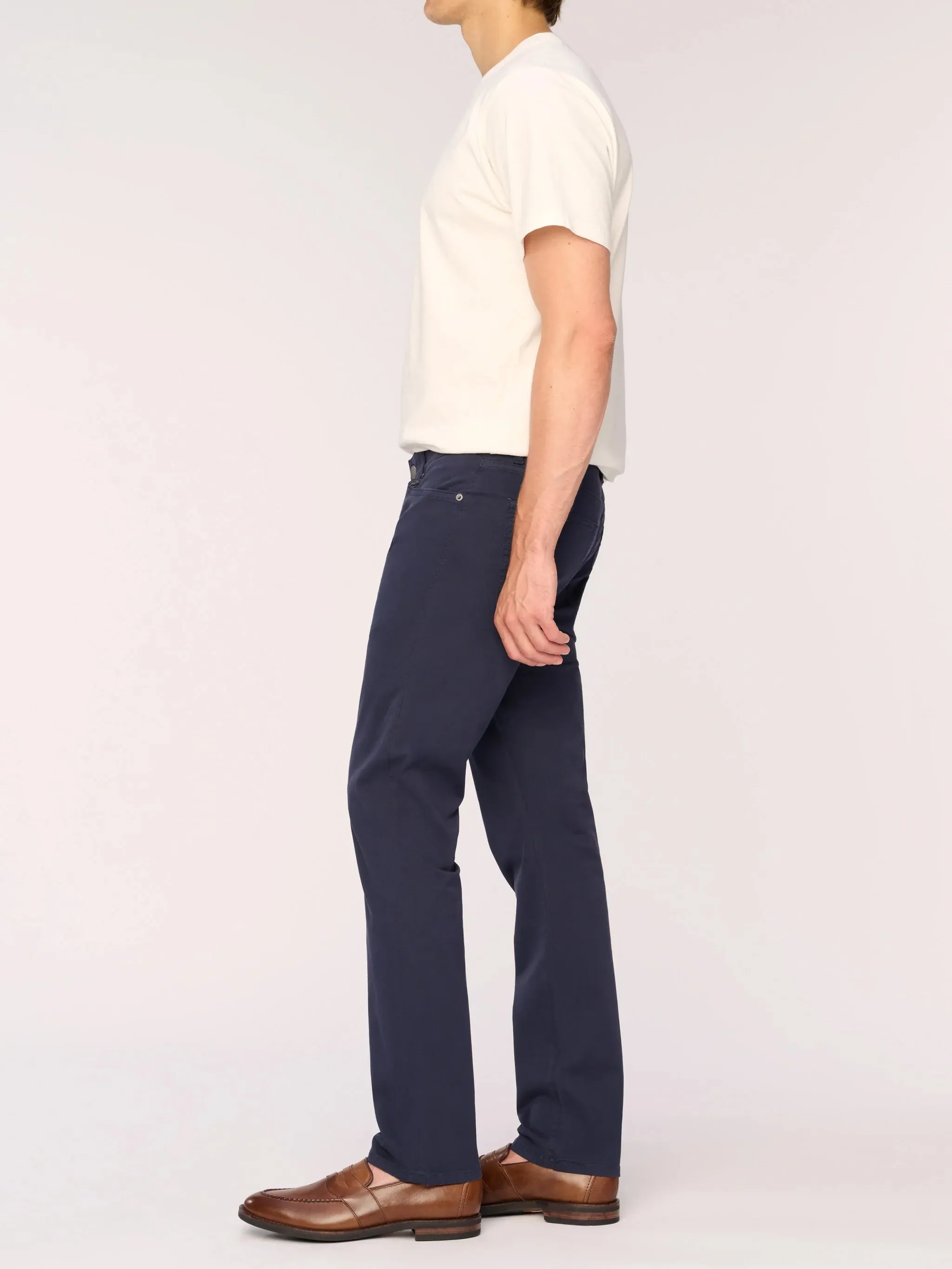 Russell Slim Straight Jean