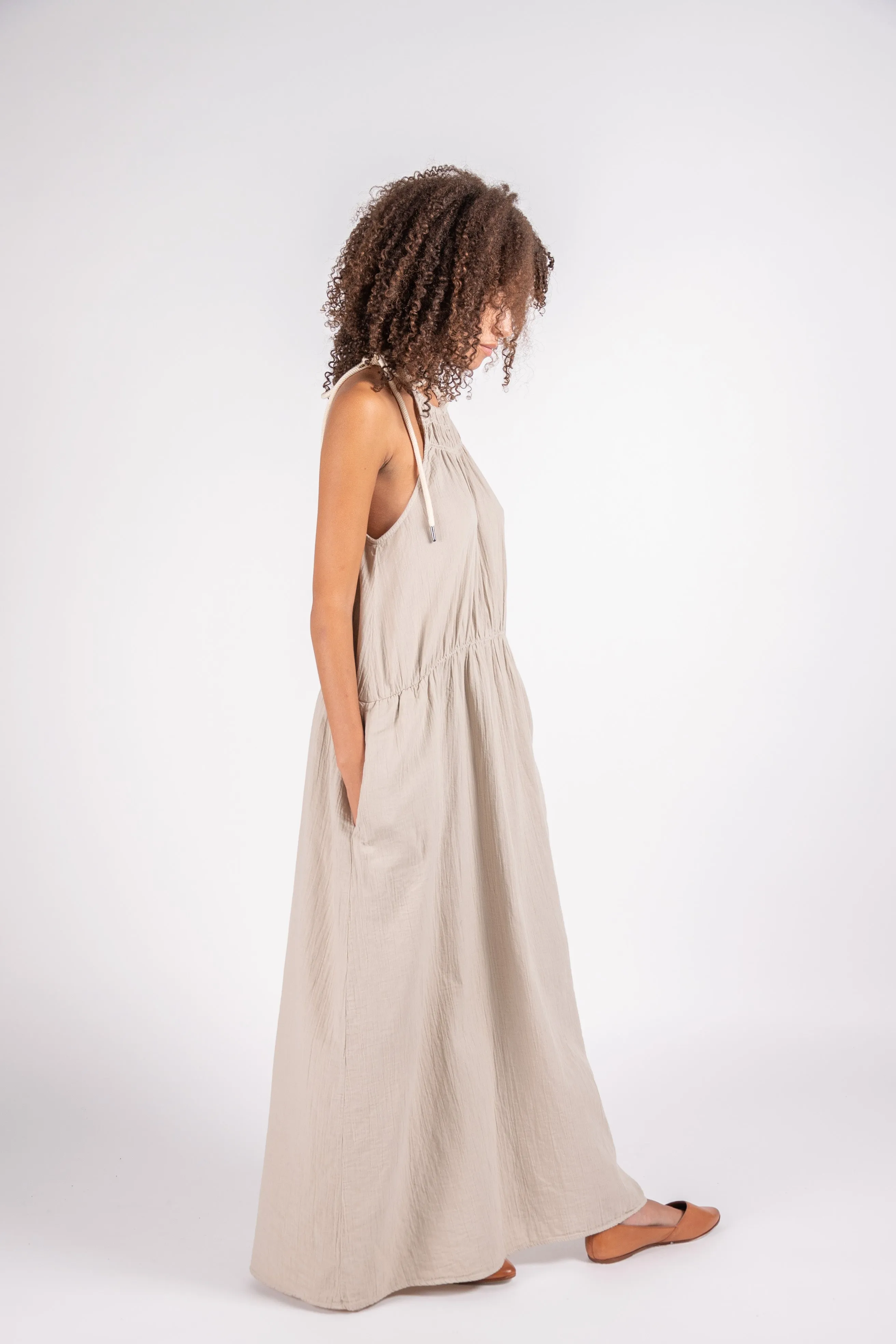 Sargent dress in stone crinkle cotton