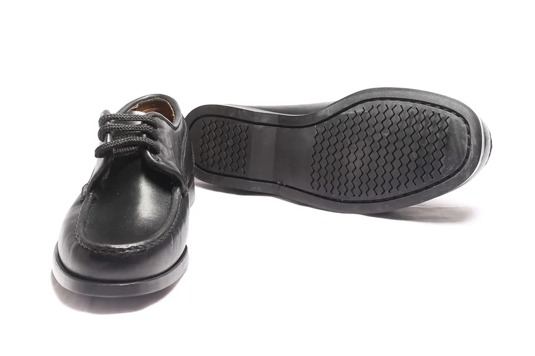 School Shoes / Canadiense