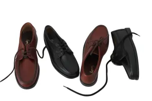 School Shoes / Canadiense