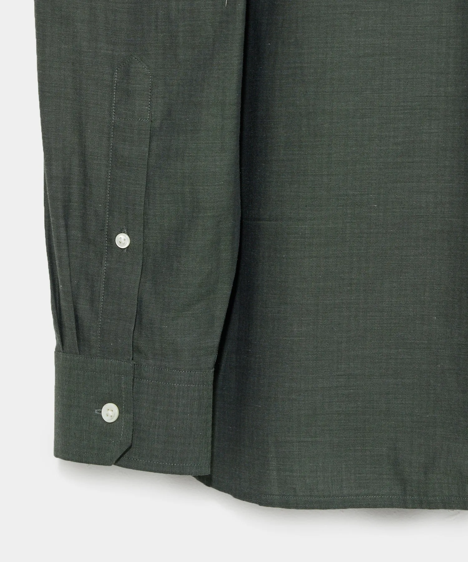 Slim Fit Flannel Spread Collar Dress Shirt in Olive