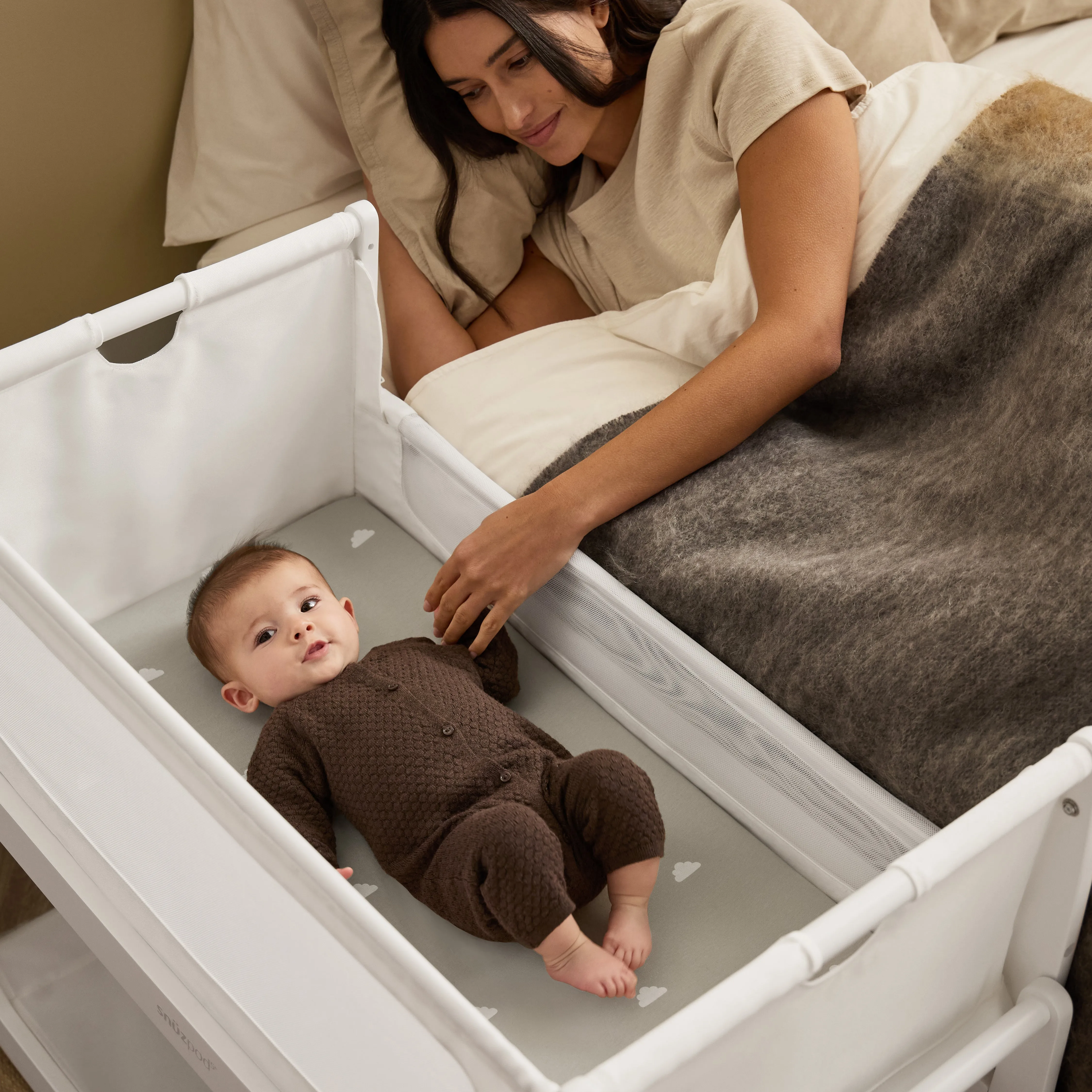 SNUZPOD5 BEDSIDE CRIB