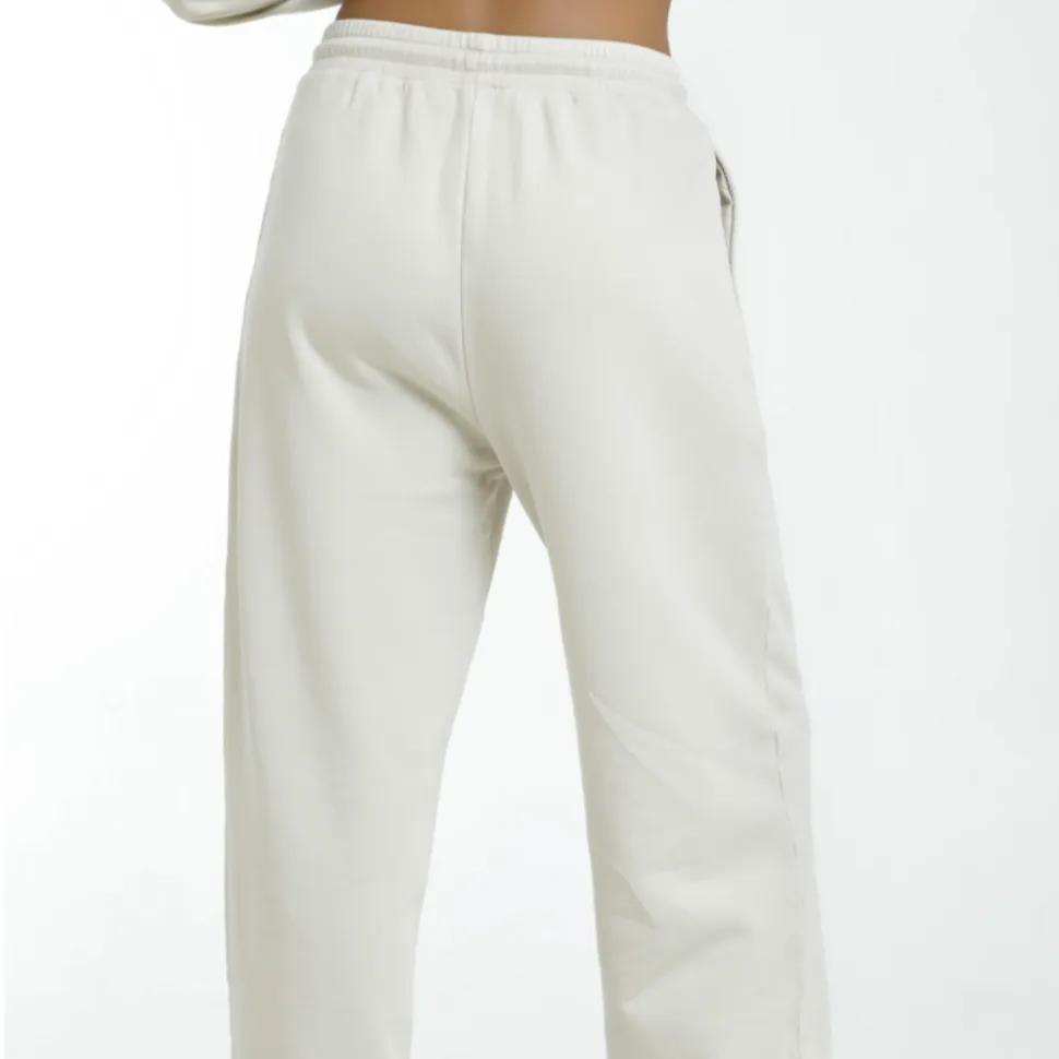 Stylerunner Median Straight Leg Jogger Oat Milk