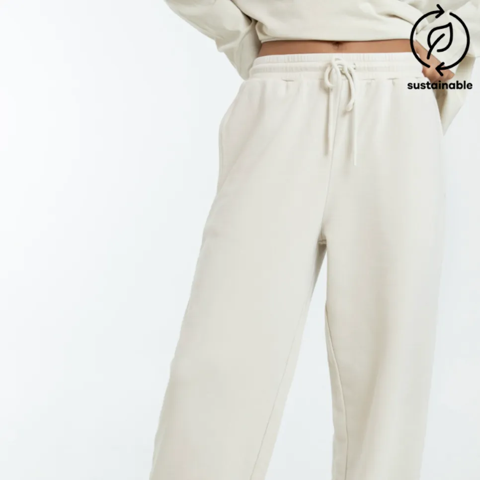 Stylerunner Median Straight Leg Jogger Oat Milk