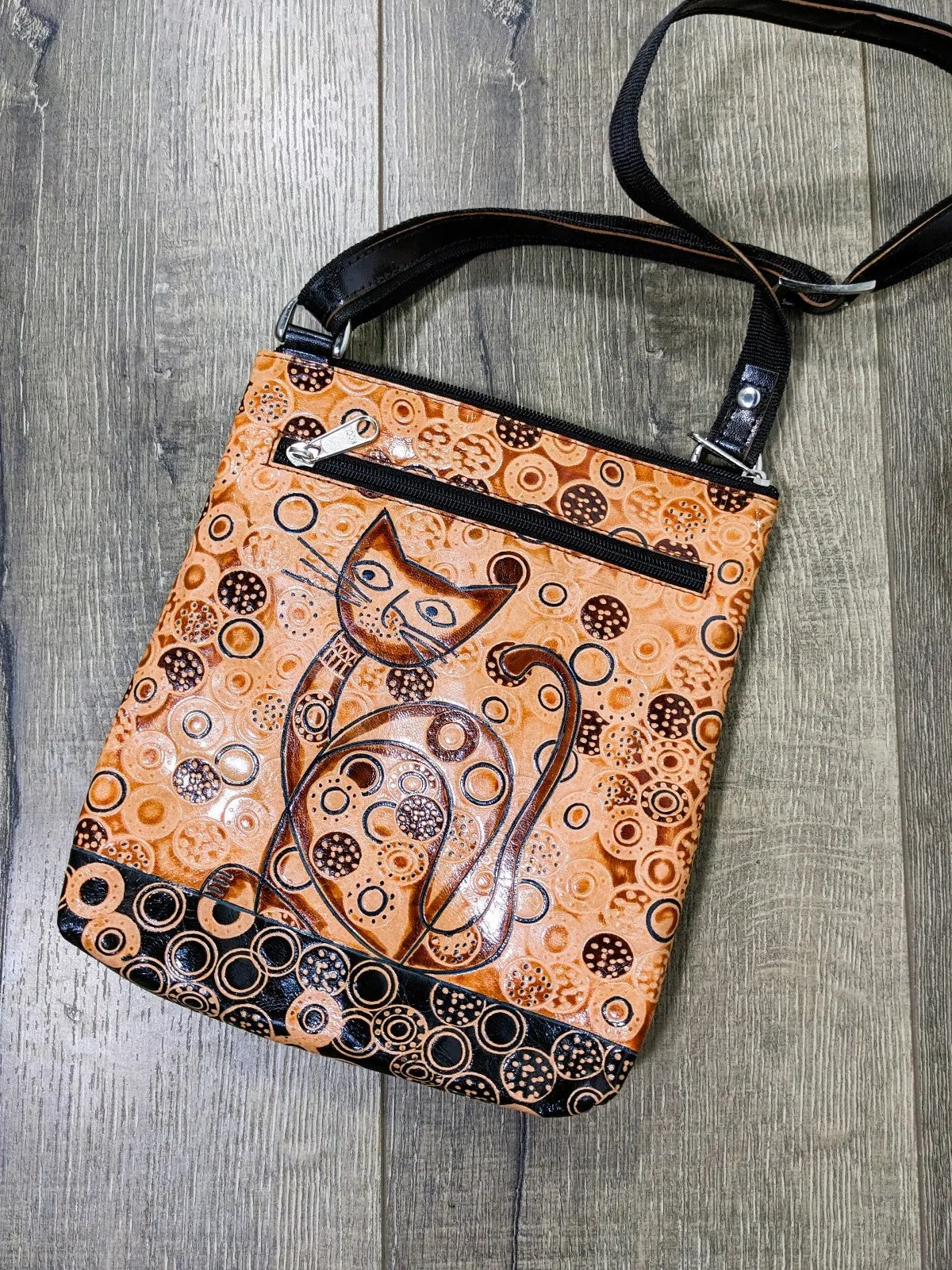 Tan Cat Shoulder Bag Cat