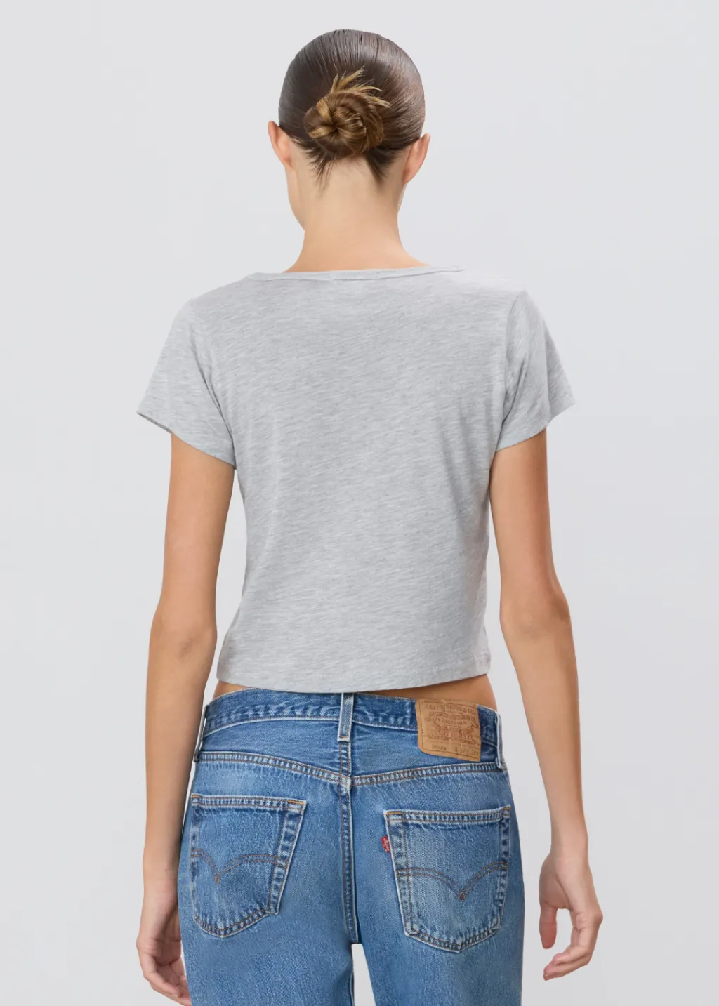 Éterne Chloe Short Sleeve Boyfriend Tee