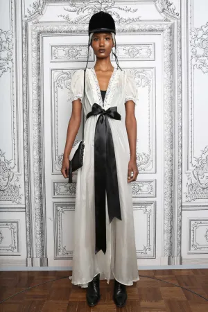 The Altruist Negligee