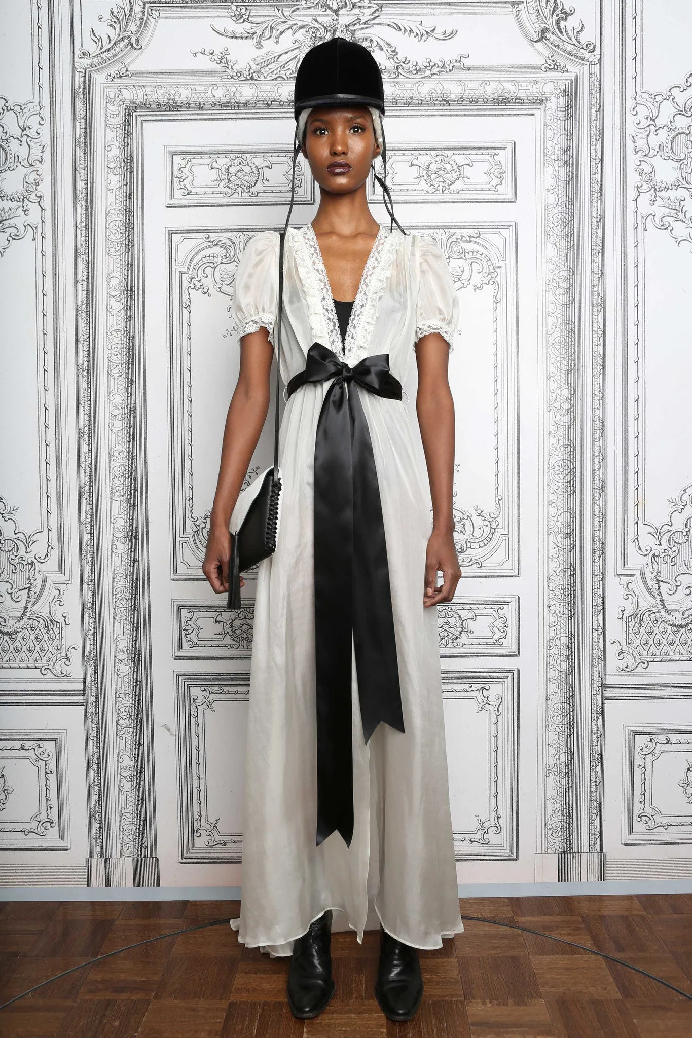 The Altruist Negligee