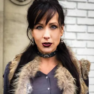 The Madame Choker