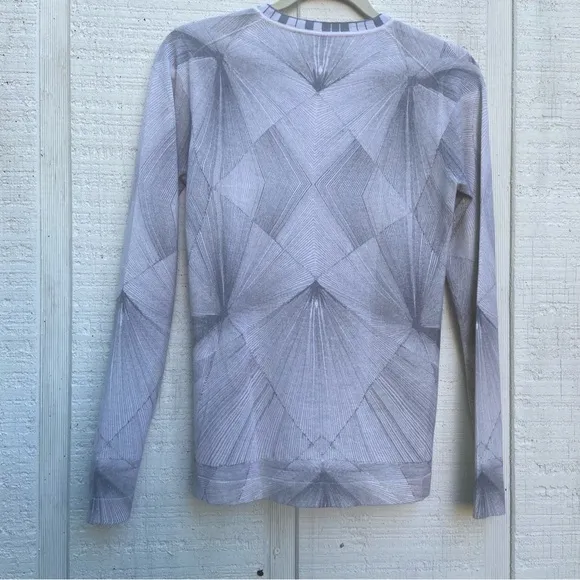TSE 100% Pure Cashmere Cream Grey Abstract V-neck Long Sleeve Sweater Size Small