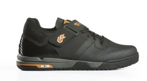 Unparallel Mens Dustup