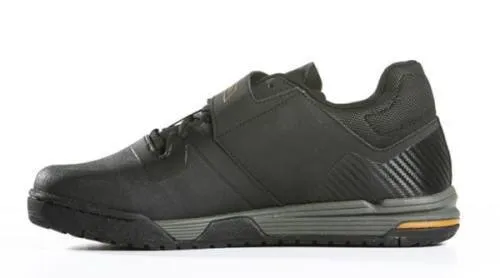 Unparallel Mens Dustup
