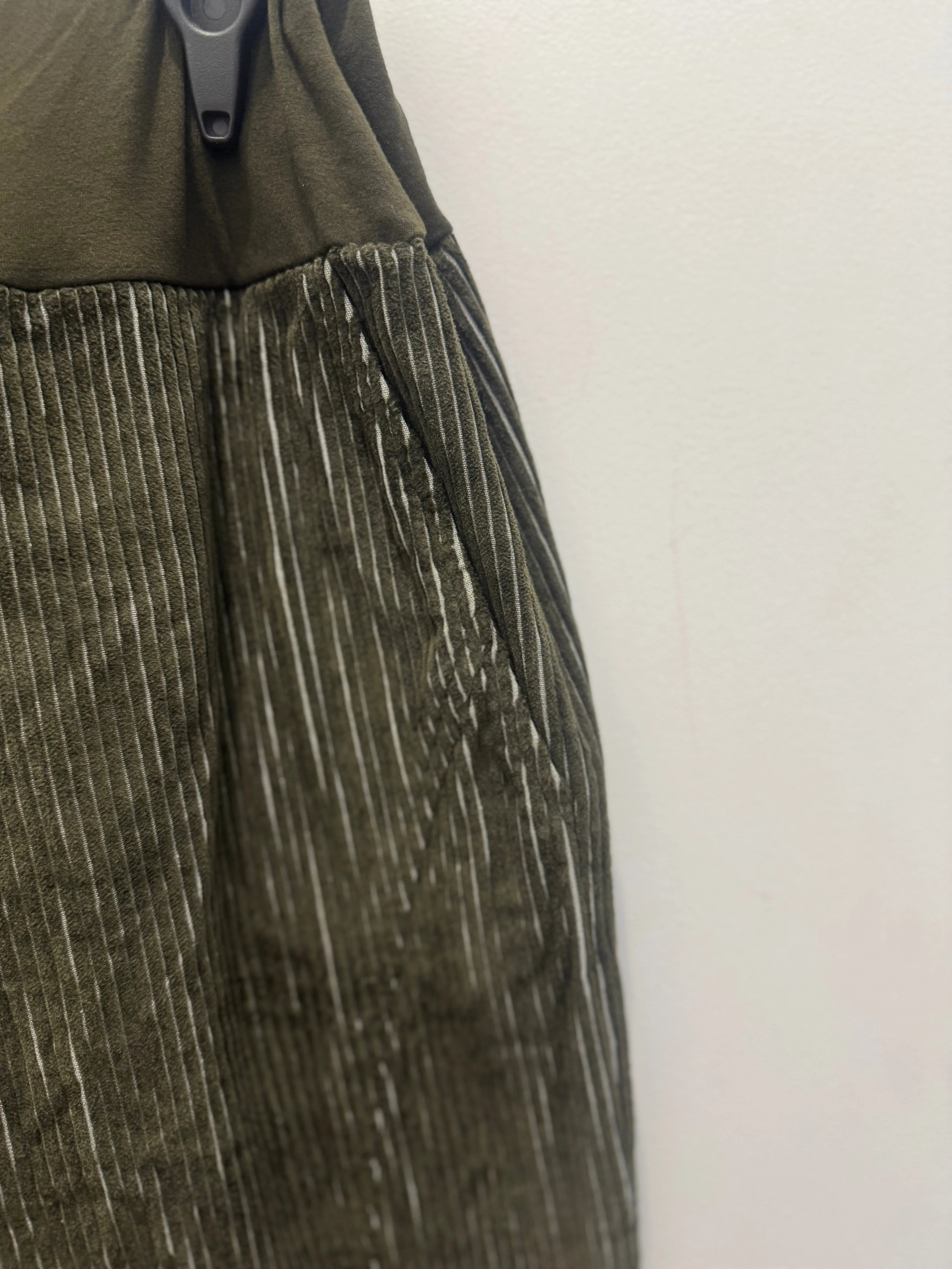 VALIA II NELLA Thick Cord Pant - Moss