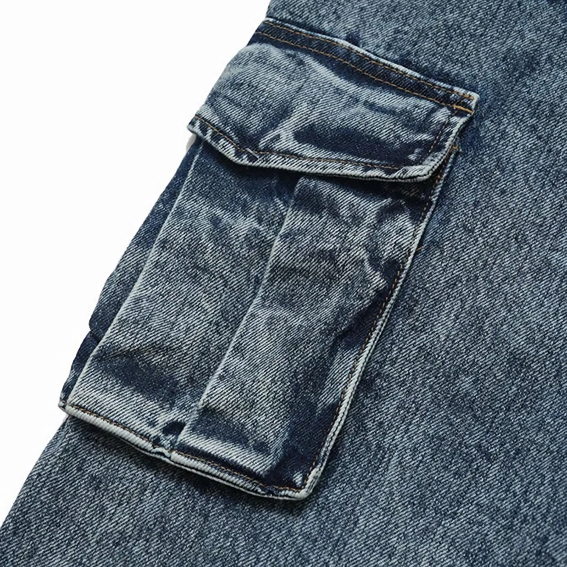 Vintage Wash Wide-Leg Cargo Denim Jeans