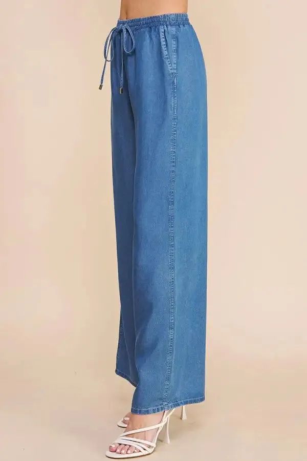 WASHED CHAMBRAY DENIM TIE-WAIST WIDE LEG PANTS WITH POCKETS