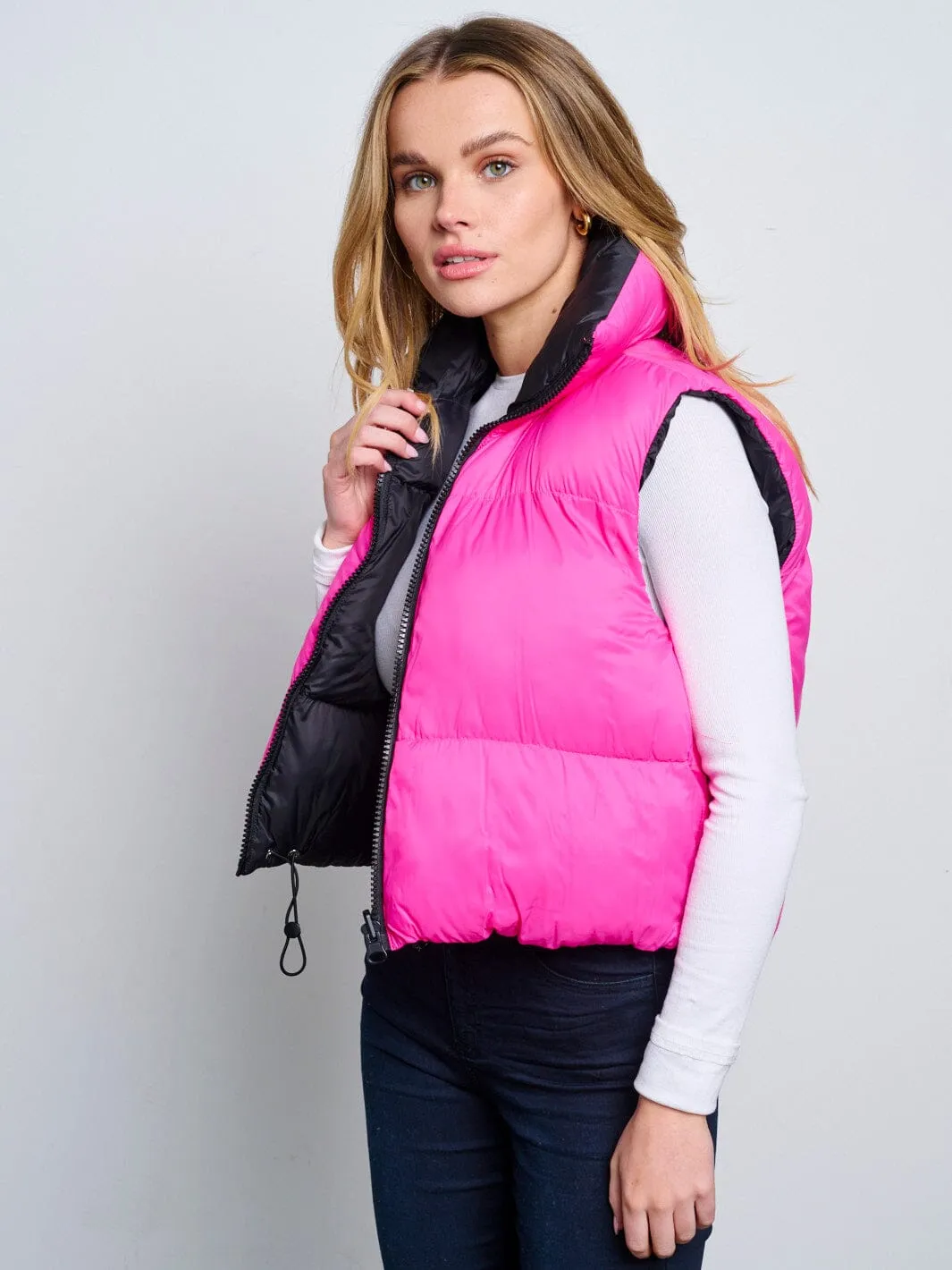 WOMEN'S SLEEVELESS ZIP UP FRONT POCKETS PUFFER REVERSIBLE VEST