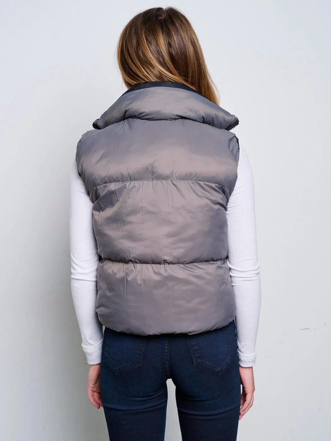 WOMEN'S SLEEVELESS ZIP UP FRONT POCKETS PUFFER REVERSIBLE VEST