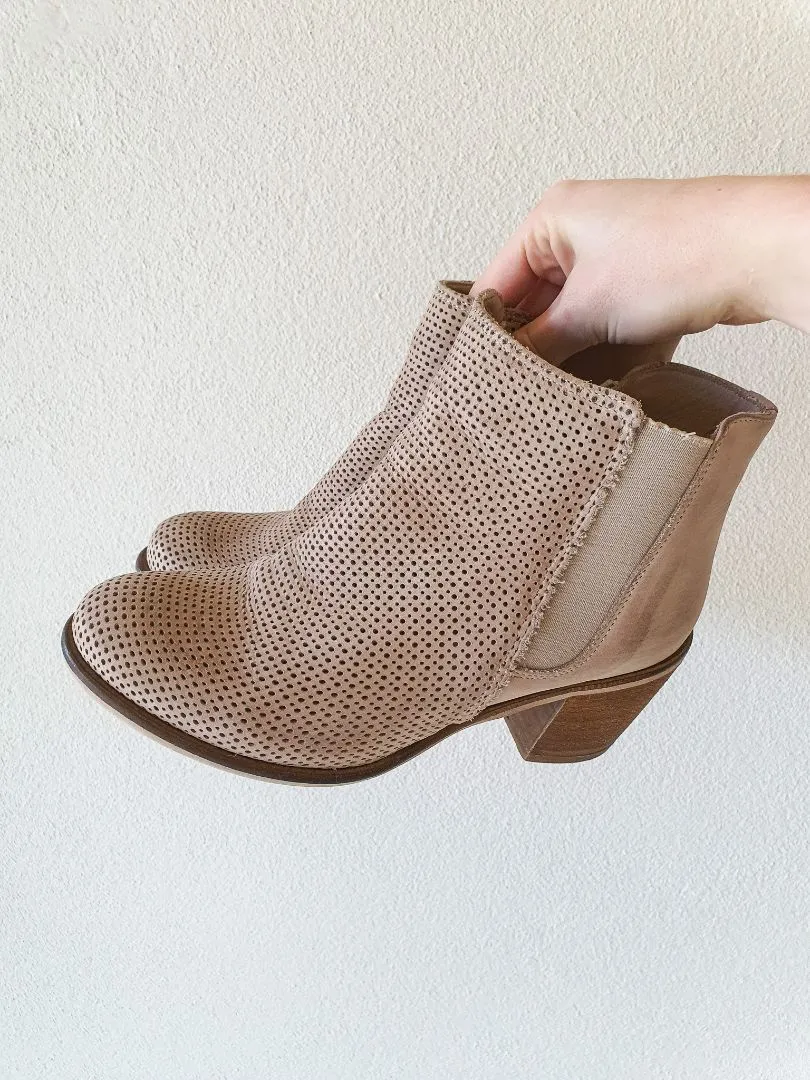 Zoe Kratzmann Accessories EUR37