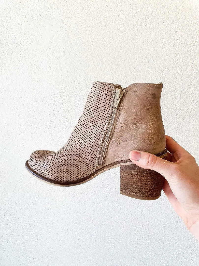 Zoe Kratzmann Accessories EUR37